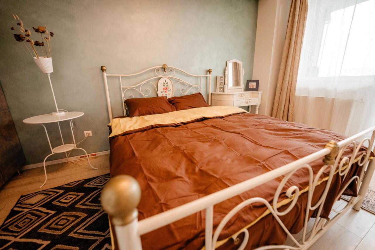 Bright And Cozy Design Apt With Office Apartment Cluj-Napoca Luaran gambar