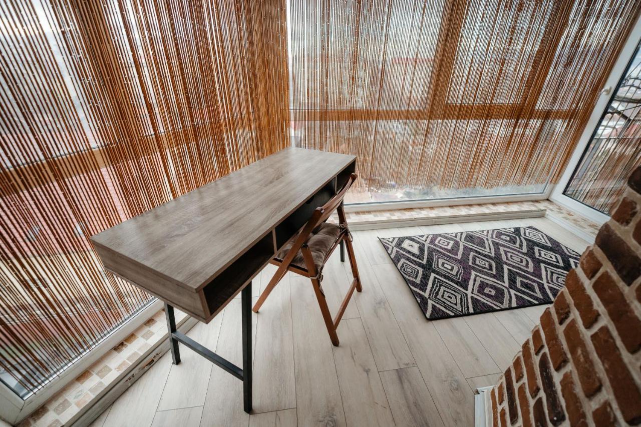 Bright And Cozy Design Apt With Office Apartment Cluj-Napoca Luaran gambar